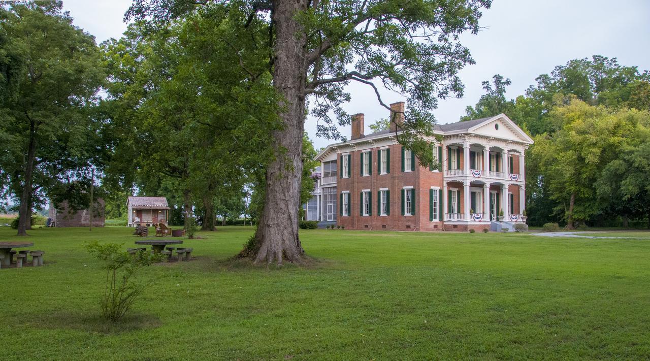 Belmont Plantation, Est 1857 Bed & Breakfast Greenville Exterior photo